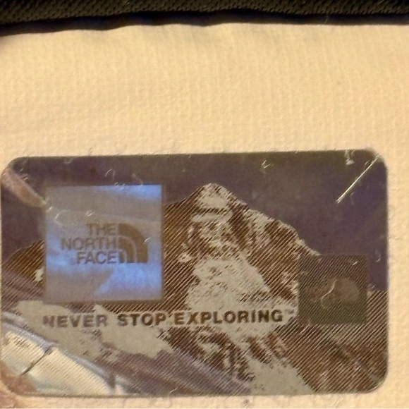 ⭐️The North Face Light Gray Hooded Pullover Sweatshirt w/Large Kangaroo Pocket⭐️ - Picture 10 of 13